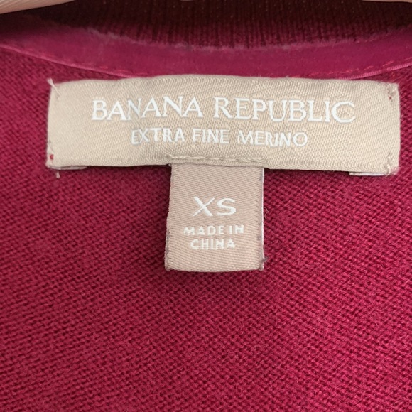 Banana Republic extra fine merino wool sweater, plum - Size XS - Picture 2 of 2